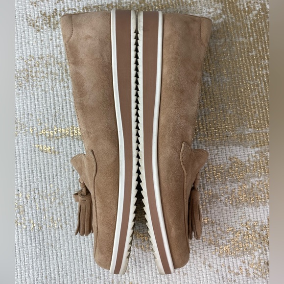 NATURALIZER Tan Suede Tassel Loafers | Size 7W - Picture 10 of 11